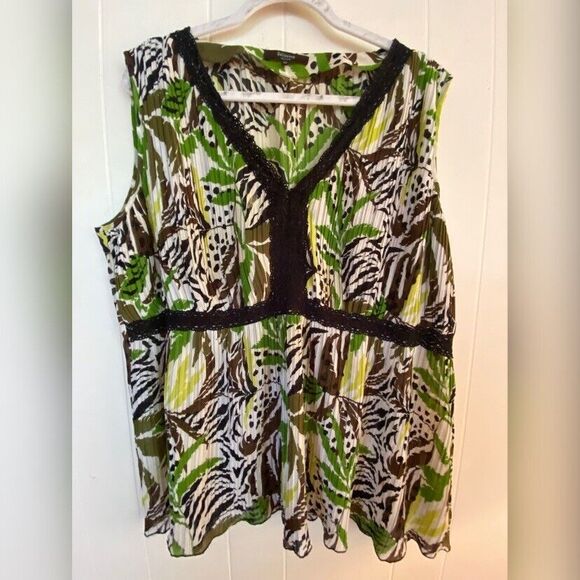 Belissimo Blouse Women’s 2X Green Multicolor Floral Lace Tropical Pleated - Picture 1 of 7